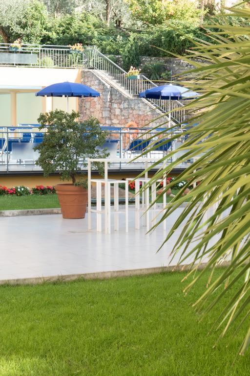 Hotel Drago Brenzone sul Garda Exterior foto