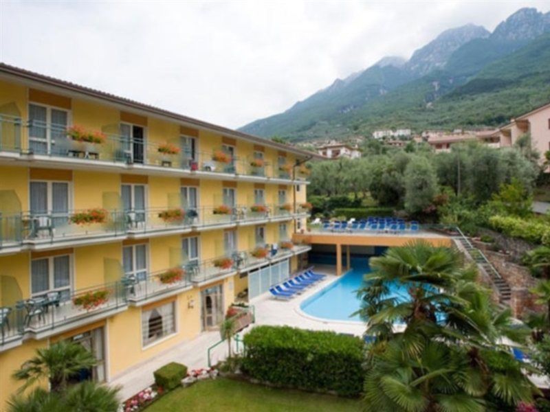 Hotel Drago Brenzone sul Garda Exterior foto